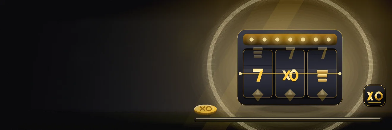 แบนเนอร์หมวดเกม SLOTXO แสดงวงล้อสล็อตสามวงเรียงกันบนพื้นดำ พร้อมกรอบทองและแสงนีออนด้านหลัง